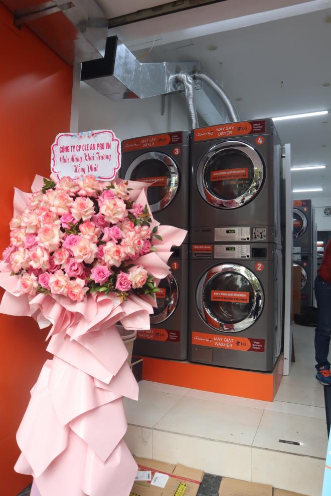 TIẾP TỤC MỞ RỘNG CỬA HÀNG SỬ DỤNG MÁY LG GIANT MAX